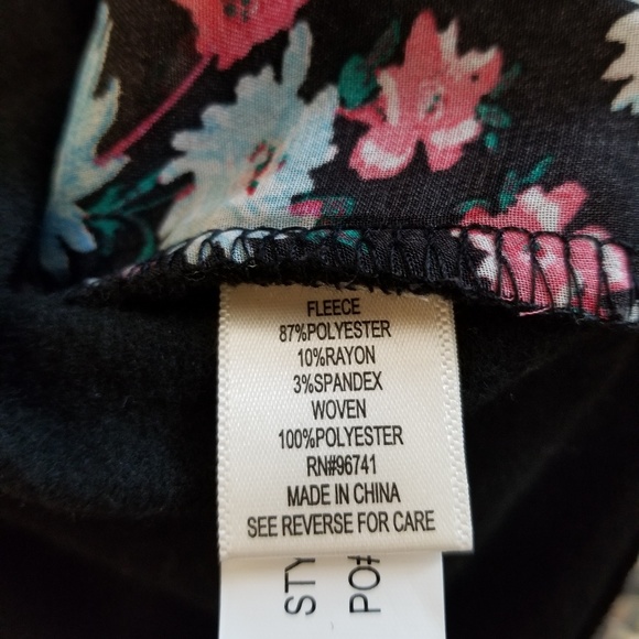NWOT-M Black Floral Hoodie - Picture 8 of 8